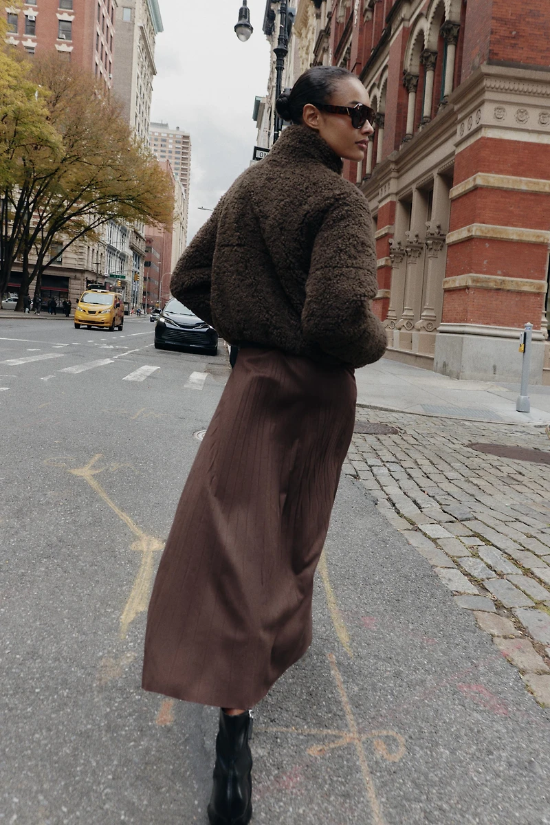 SUEDE EFFECT PLEATED MIDI SKIRT WITH BELT