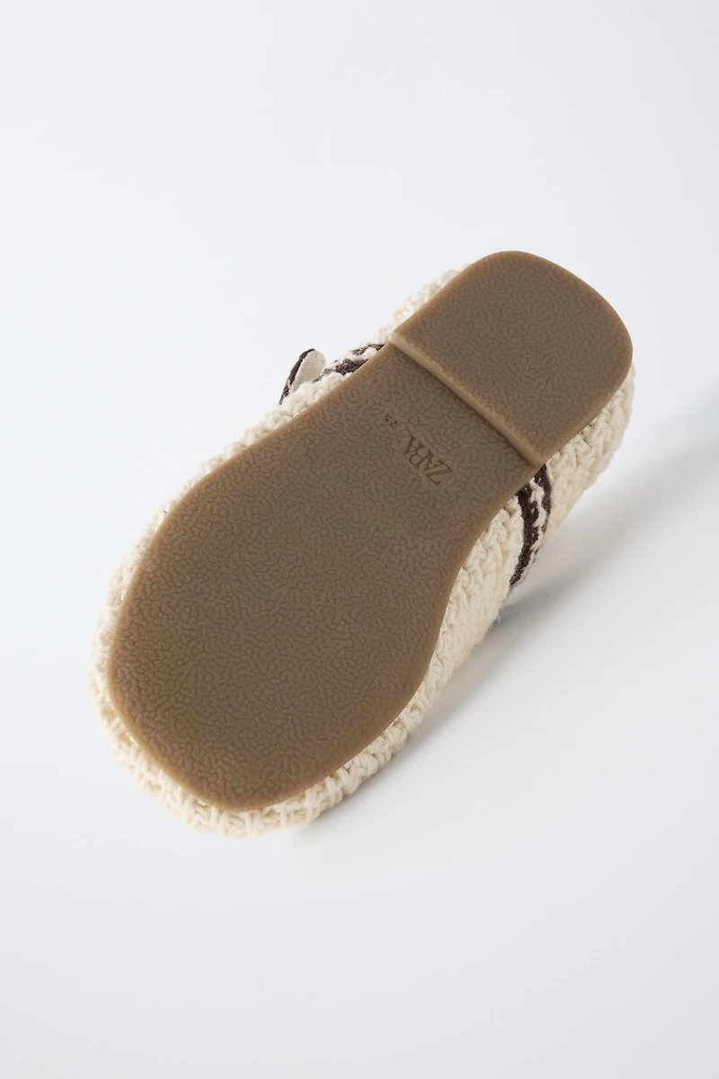 CROCHET BALLET FLATS