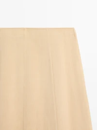 Flowing flared skirt