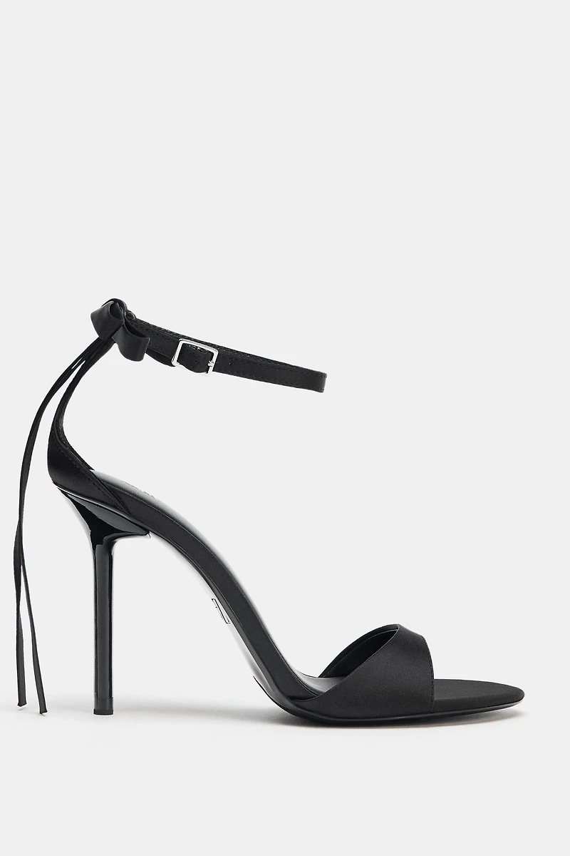 BOW ANKLE STRAP SANDALS