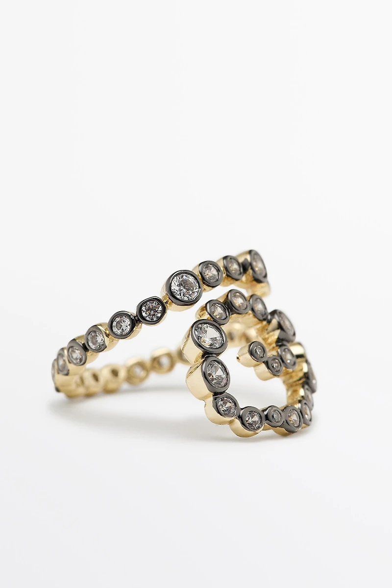 Spiral ring with rhinestones