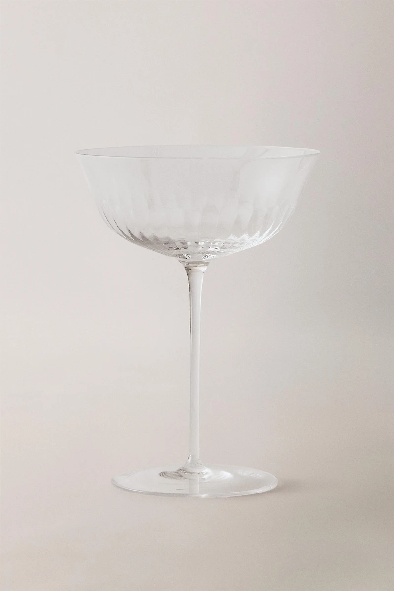 LINED GLASS COCKTAIL COUPE