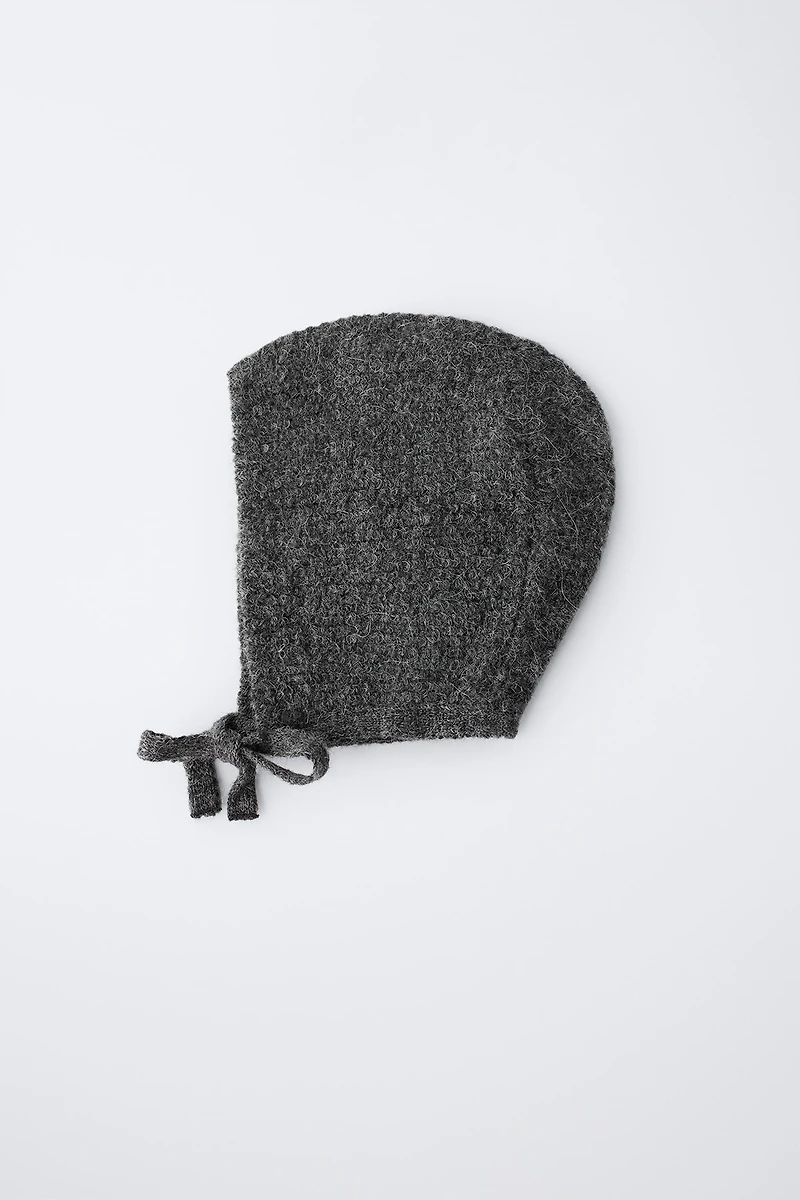 KNIT BONNET