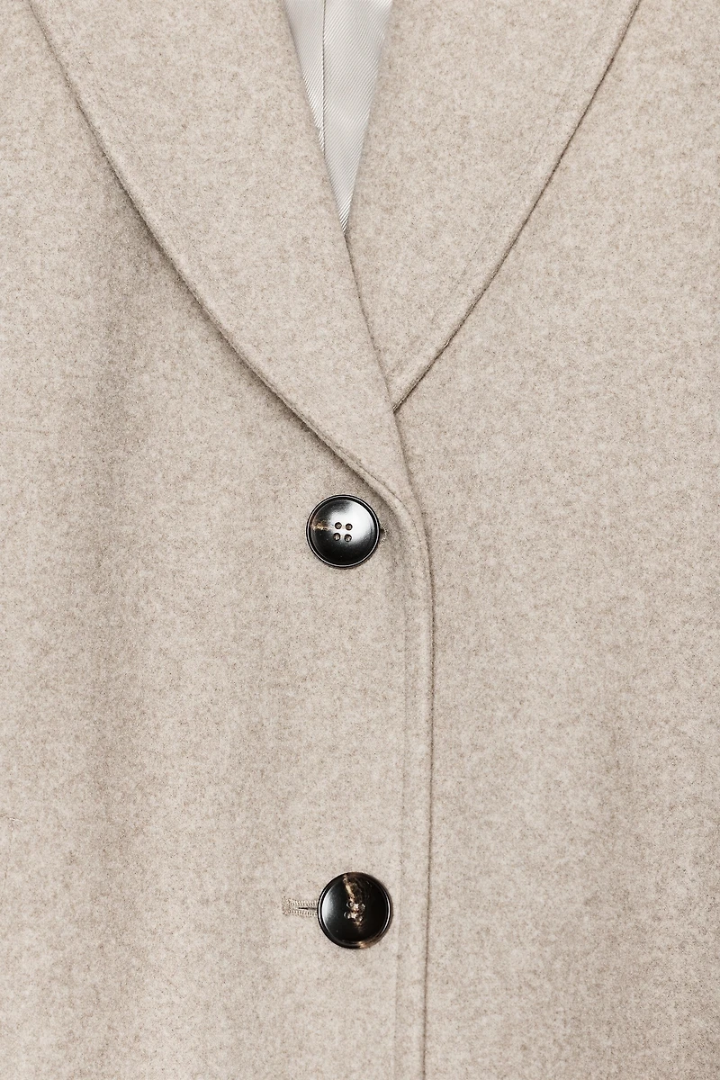 SOFT SHOULDER PAD COAT
