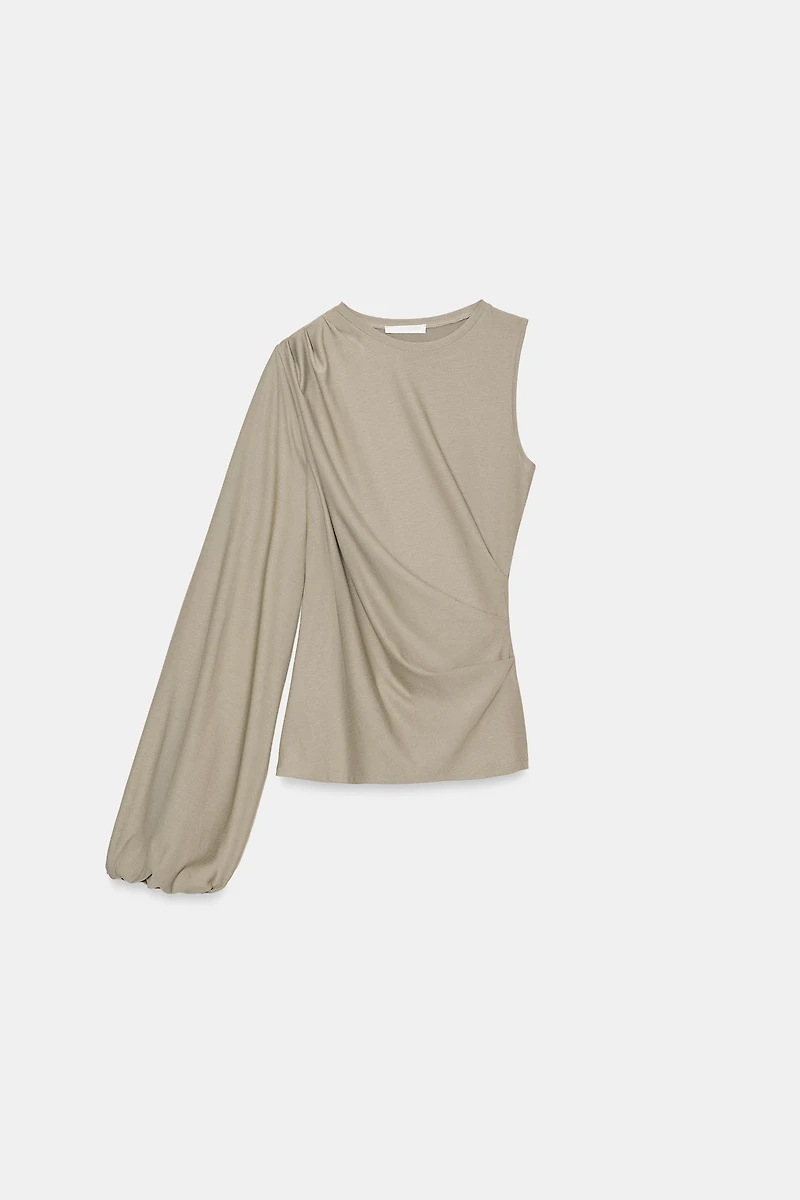 ASYMMETRIC PUFF SLEEVE TOP