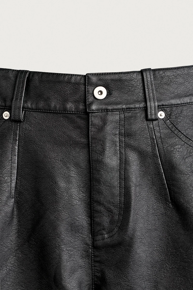 FAUX LEATHER RELAXED FIT SHORTS