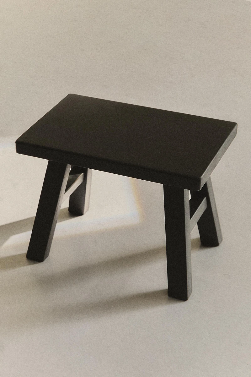 SMALL STOOL