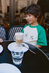 T-SHIRT MANCHES RAGLAN BRODÉ SNOOPY PEANUTS™