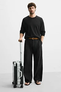 TRAVEL SUITCASE