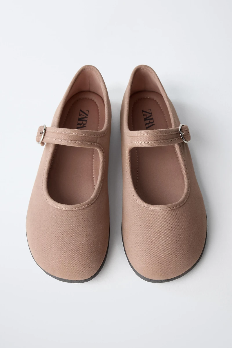 BALLERINES BAREFOOT