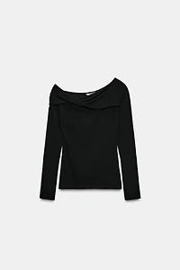 ASYMMETRIC NECK TOP