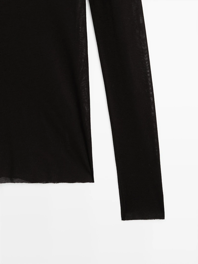 Lightweight regular fit long sleeve T-shirt