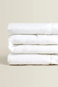 DUVET INSERT FEATHER TOUCH (300 GXM²)