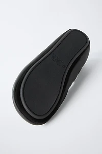 BALLERINES EN CUIR