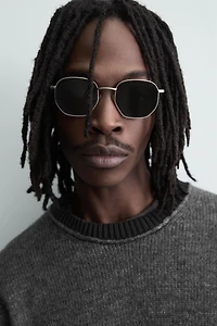 REVERSED SEAM CONTRAST JUMPER