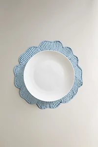 QUILTED FLORAL PLACEMAT
