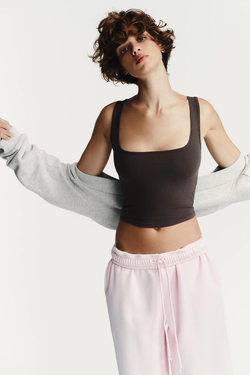 SQUARE NECK TOP