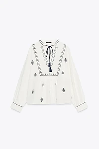 EMBROIDERED RUSTIC BLOUSE