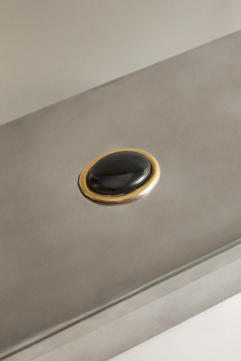METAL STONE BOX