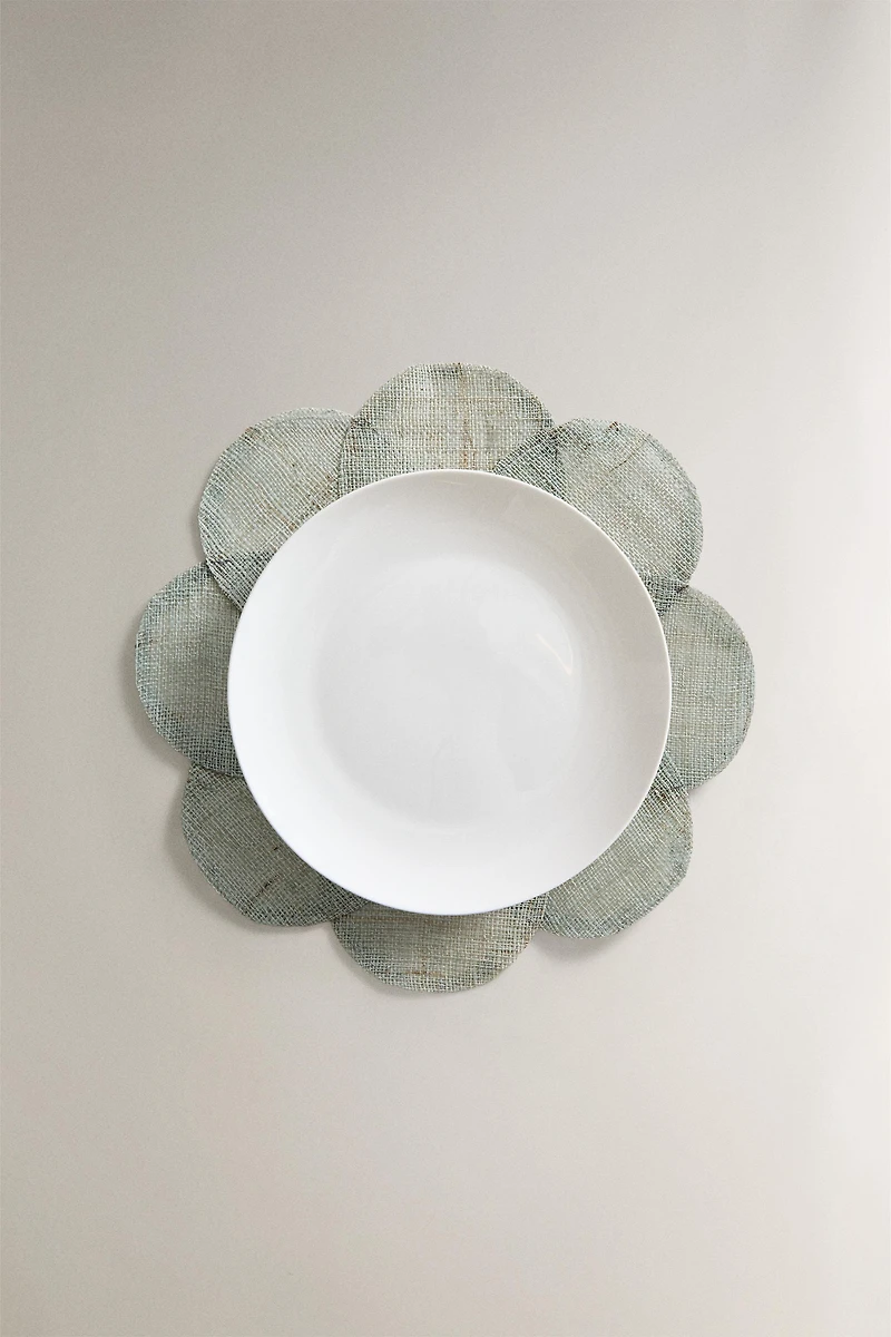 RAMIE FLOWER PLACEMAT