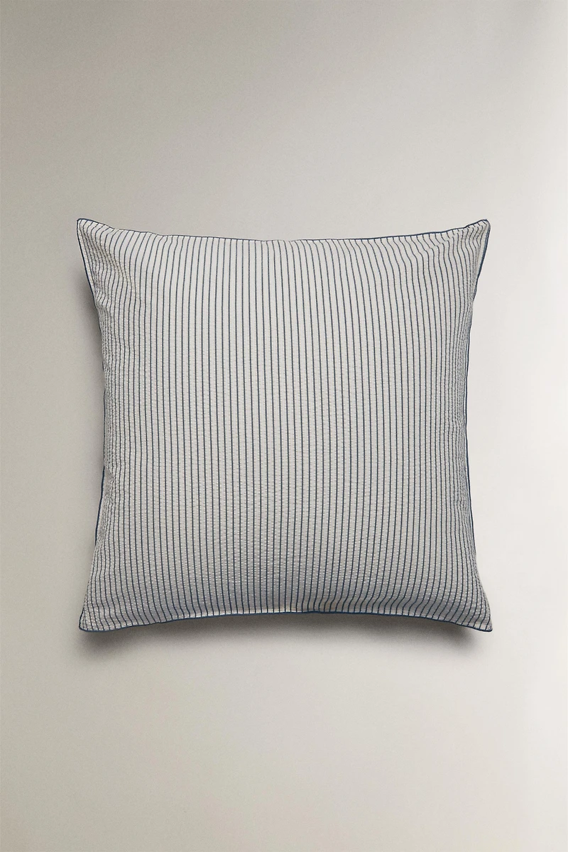 STRIPED SEERSUCKER PILLOWCASE WITH PIPING
