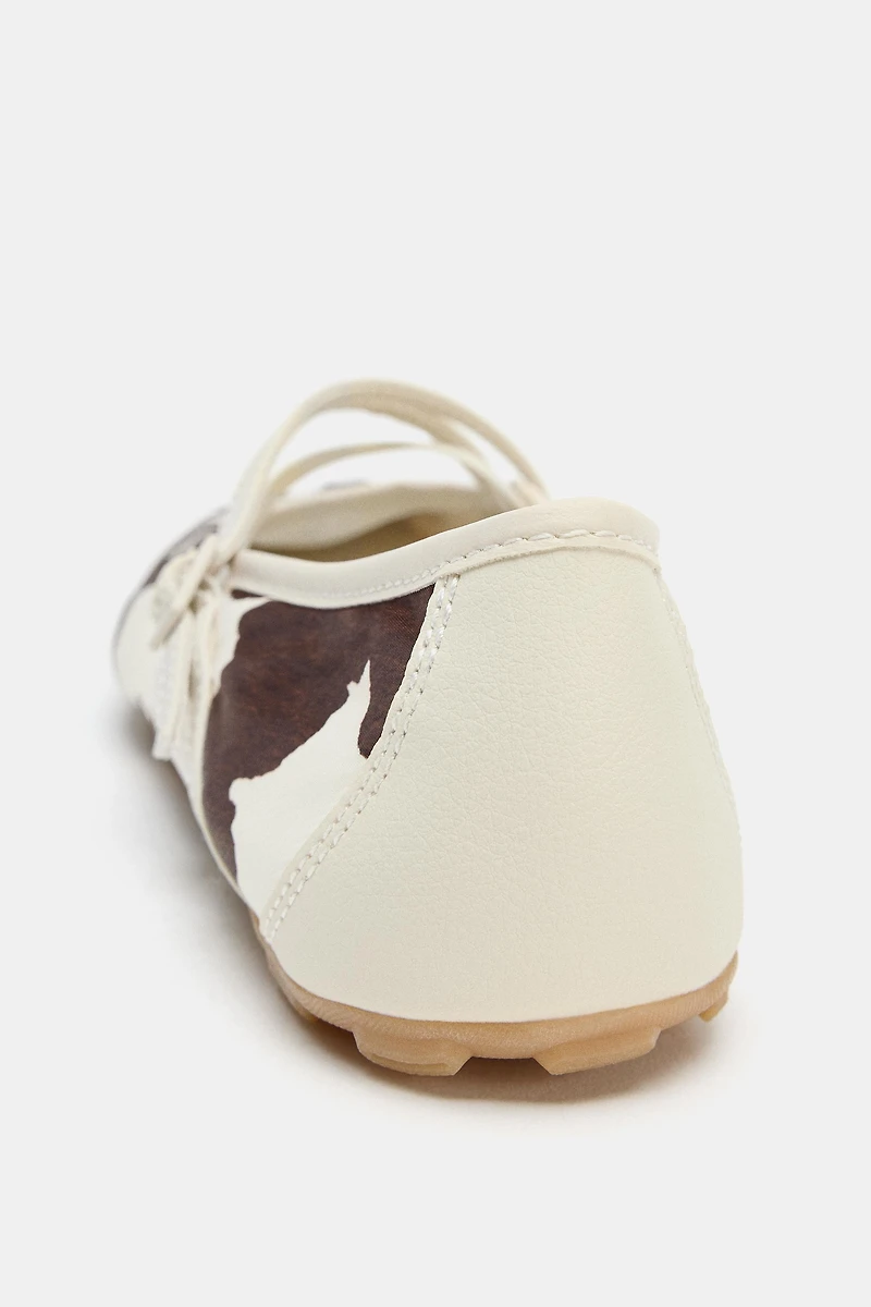 BALLERINES SPORT IMPRIMÉ ANIMALIER AVEC BRIDES