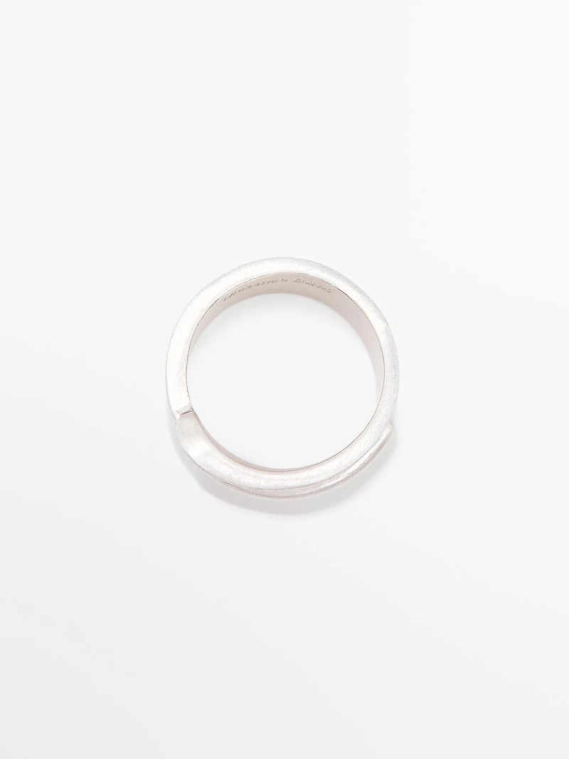 Almond ring