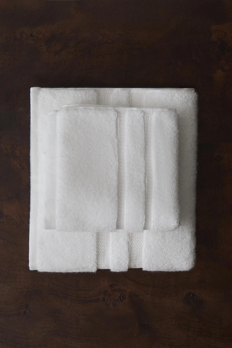 SERVIETTE DE BAIN EXTRA-DOUCE DOUBLE FRISE