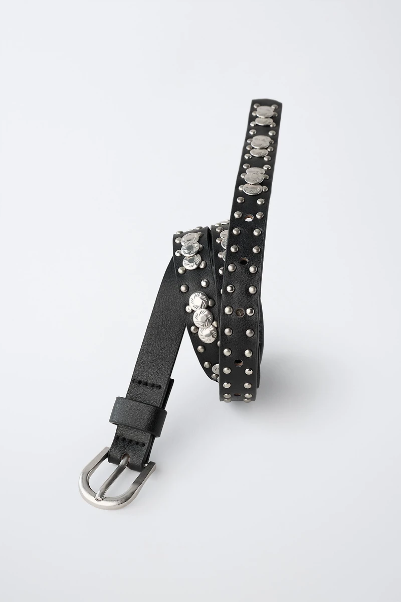 STUDDED BELT