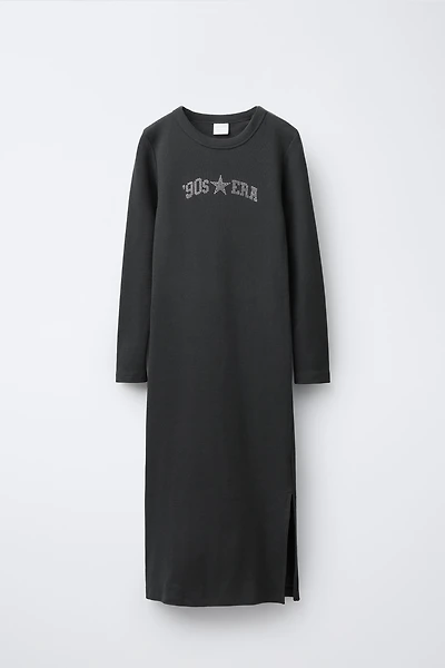 LONG RIBBED DRESS WITH RHINESTONE TEXT