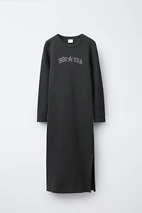 LONG RIBBED DRESS WITH RHINESTONE TEXT