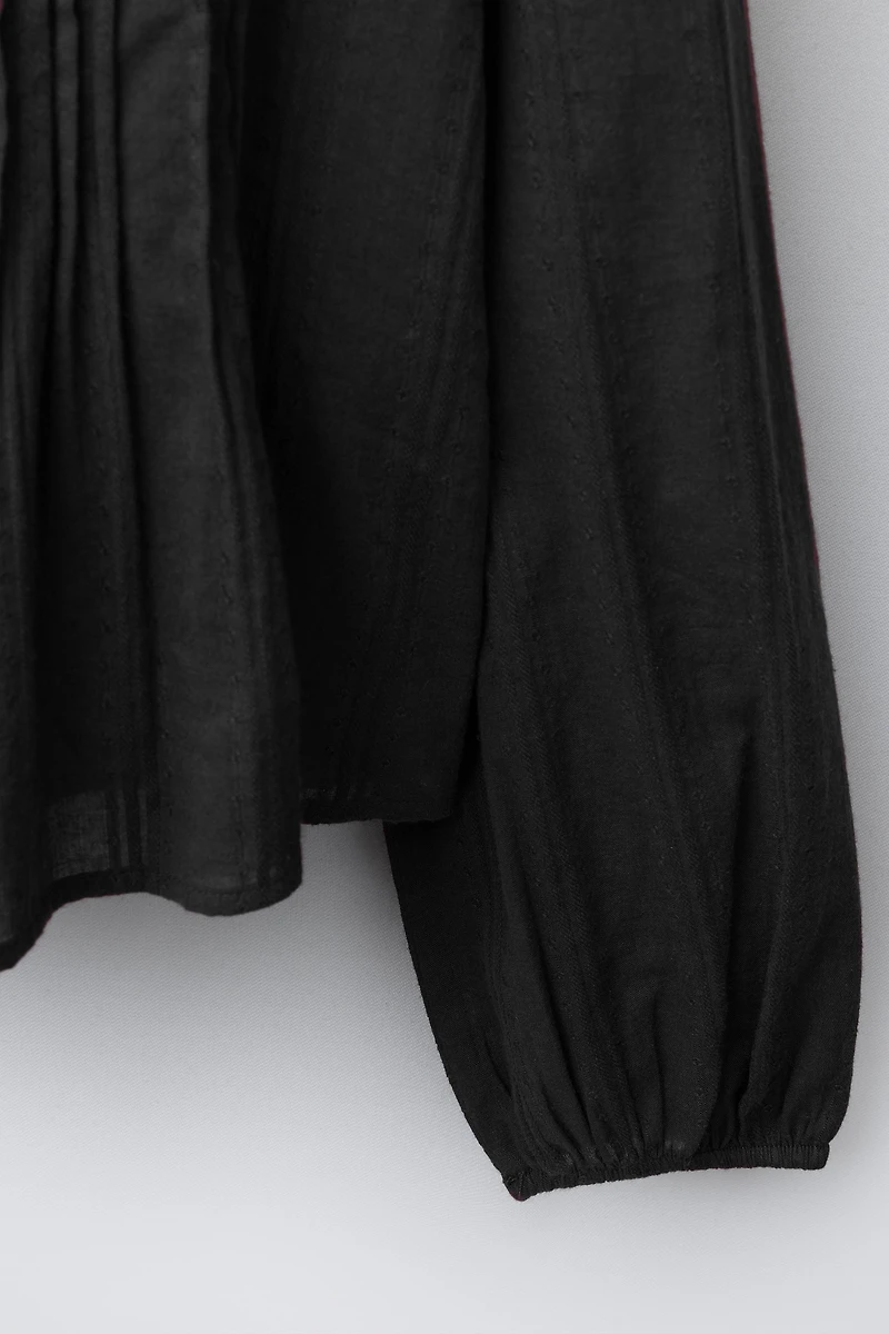 ROMANTIC TEXTURED SHIRT