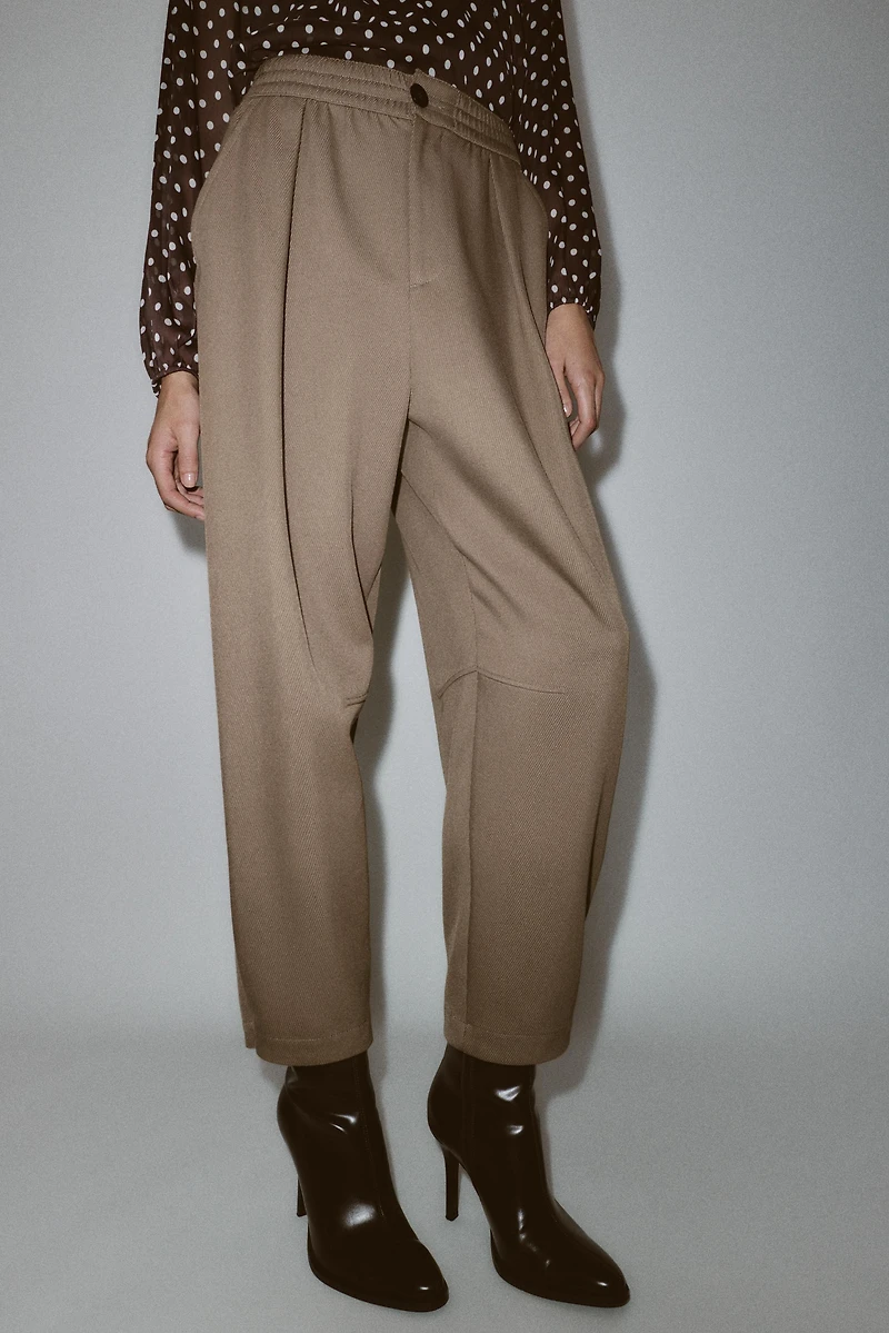 ELASTIC WAIST TAPERED PANTS