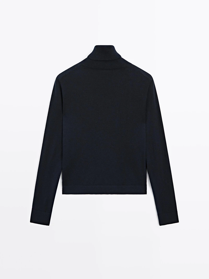 Pull laine col roulé