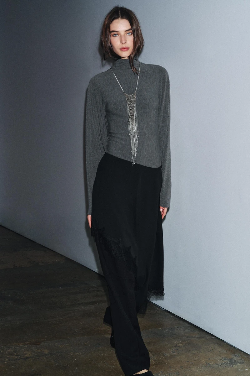 ASYMMETRIC LACE SKIRT ZW COLLECTION