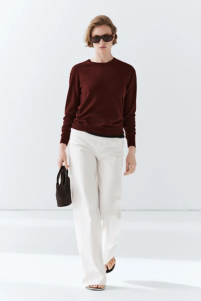 Pull en maille fine 100 % laine à col rond