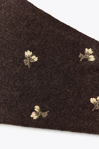 FLORAL EMBROIDERY KNIT BANDANA