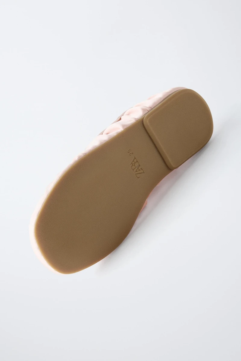 BALLERINES DÉTAIL