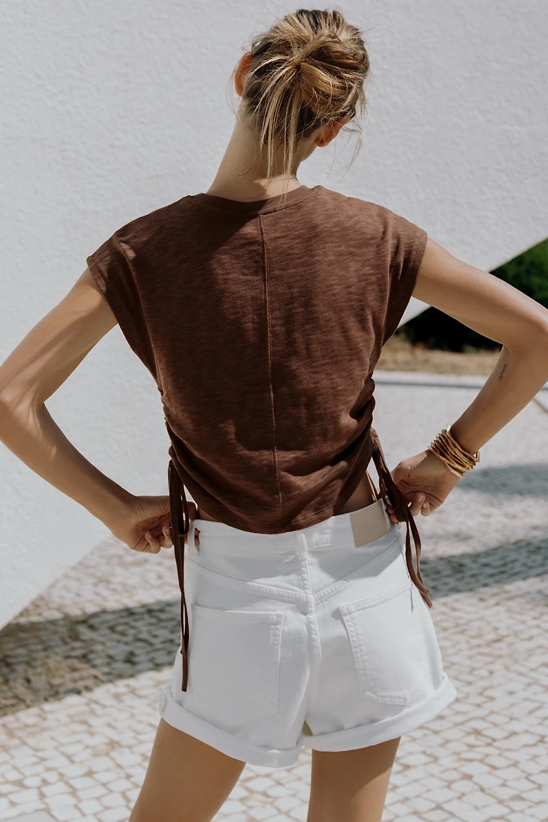 RUSTIC RUCHED T-SHIRT