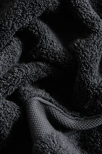 PREMIUM COTTON BATH TOWEL (600 GSM)