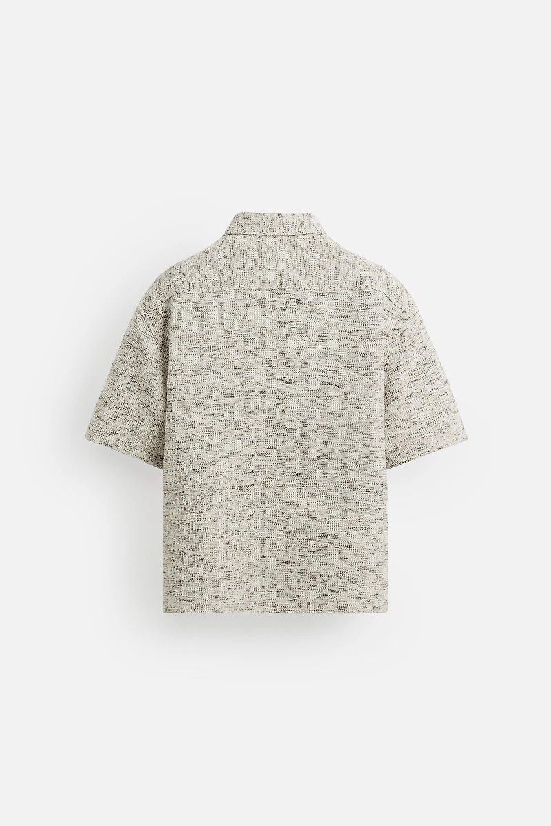 CONTRAST TEXTURE OVERSHIRT