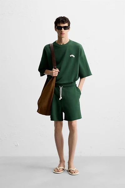 CONTRAST PATCH SWEATSHIRT