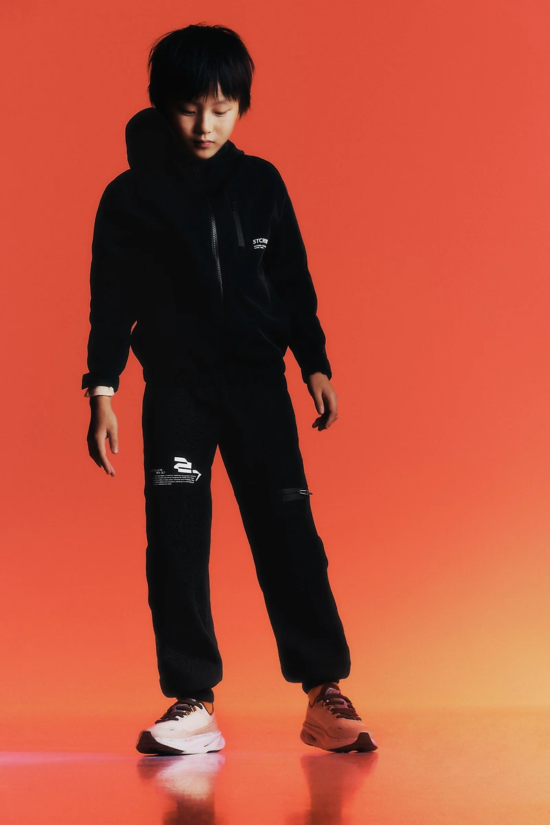 WATER REPELLENT HOODED LINED TECHNICAL JACKET
