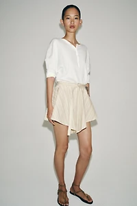 STRIPED PLEATED SHORTS ZW COLLECTION