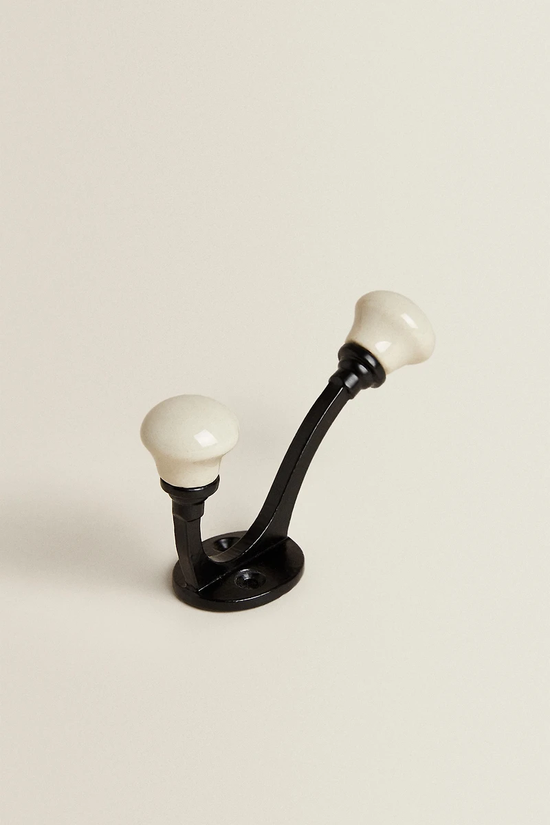 CERAMIC HOOK