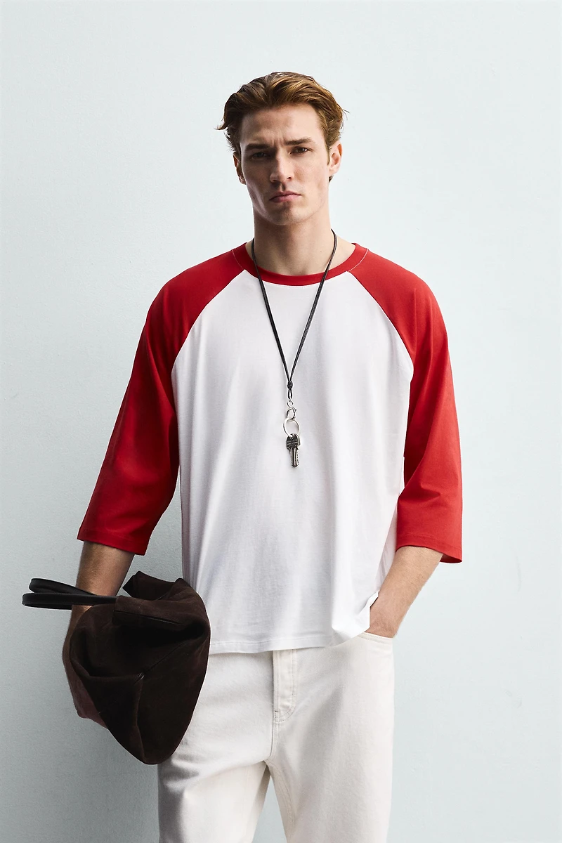 T-SHIRT COLOR BLOCK