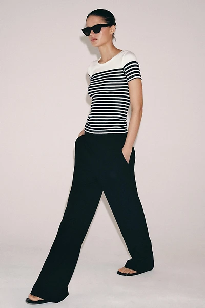 SHORT SLEEVE STRIPED T-SHIRT