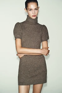 KNIT MINI DRESS