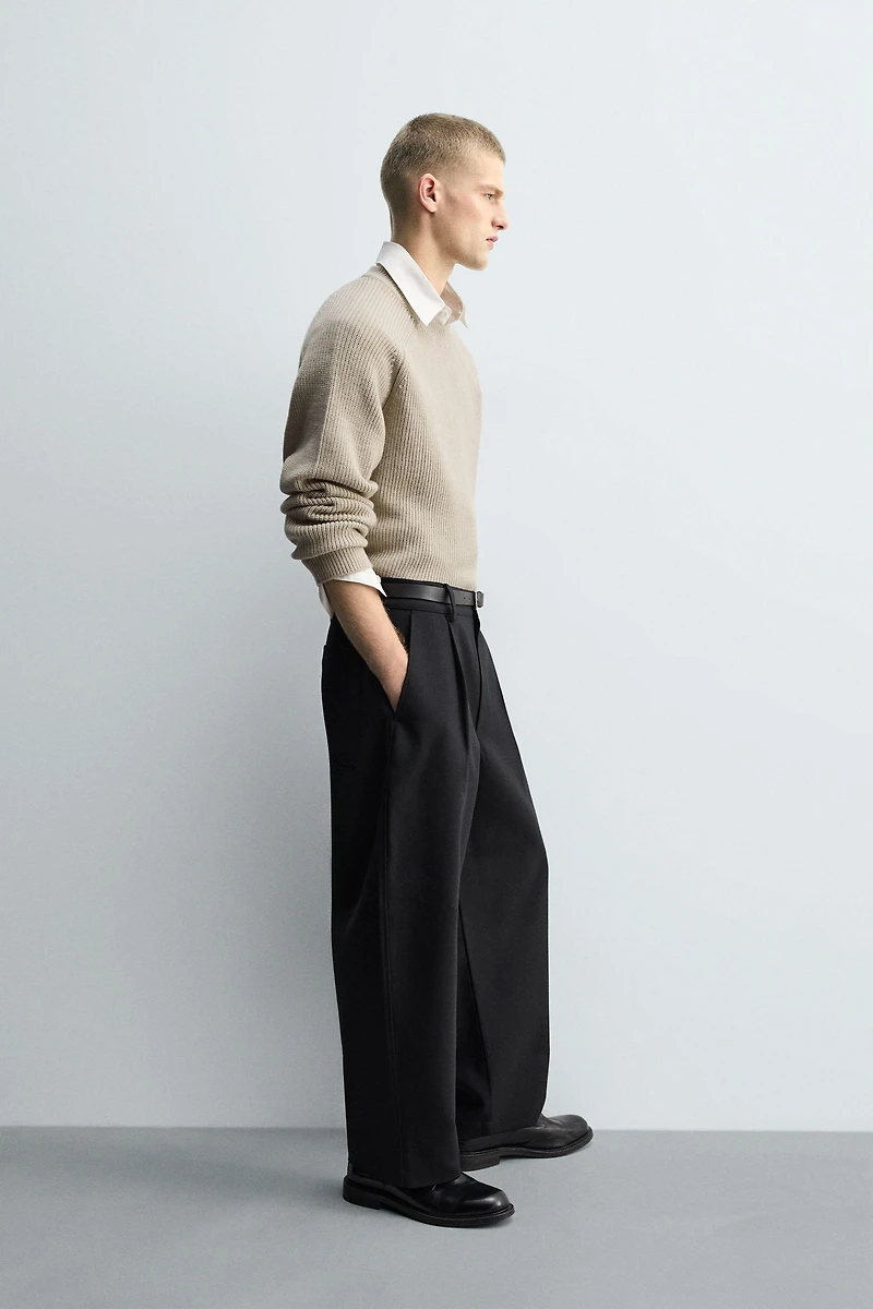 TEXTURED BOXY FIT SWEATER