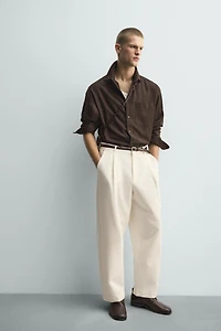 PANTALON RELAXED FIT À PLIS